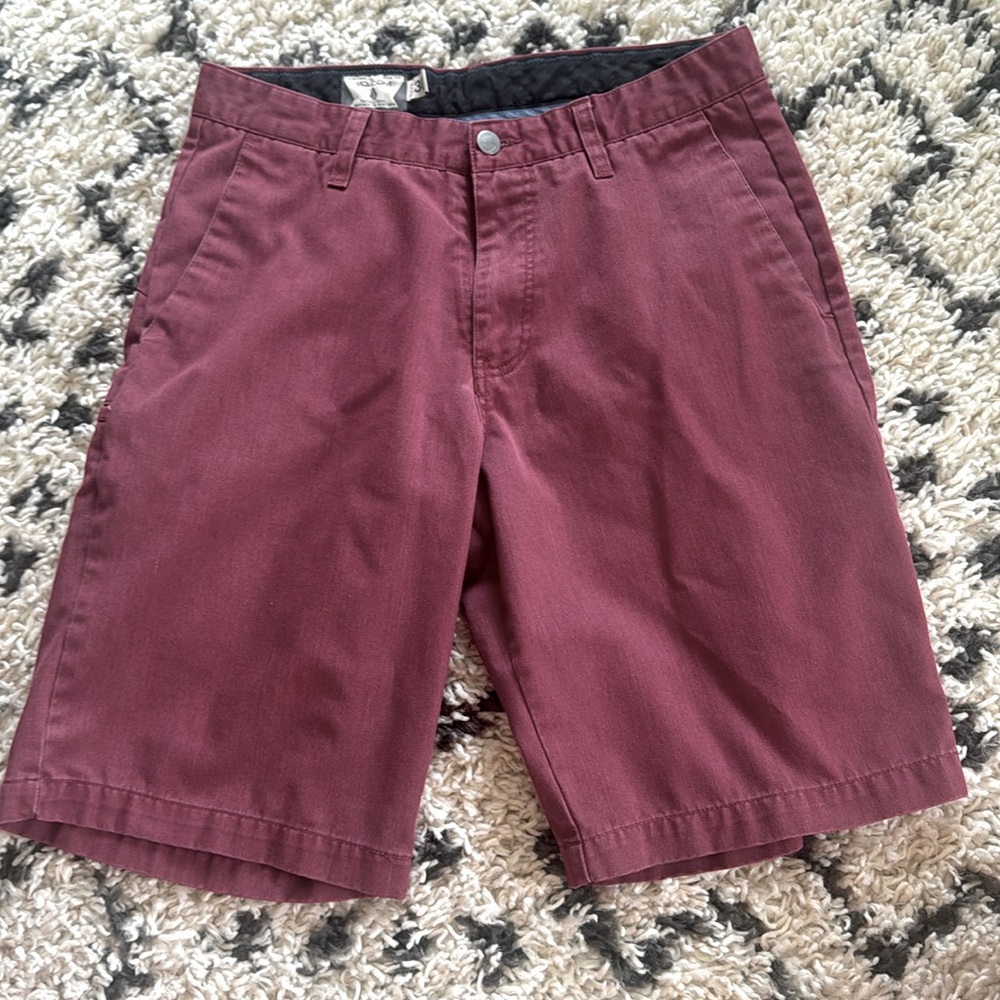 VOLCOM Shorts Size 30.
